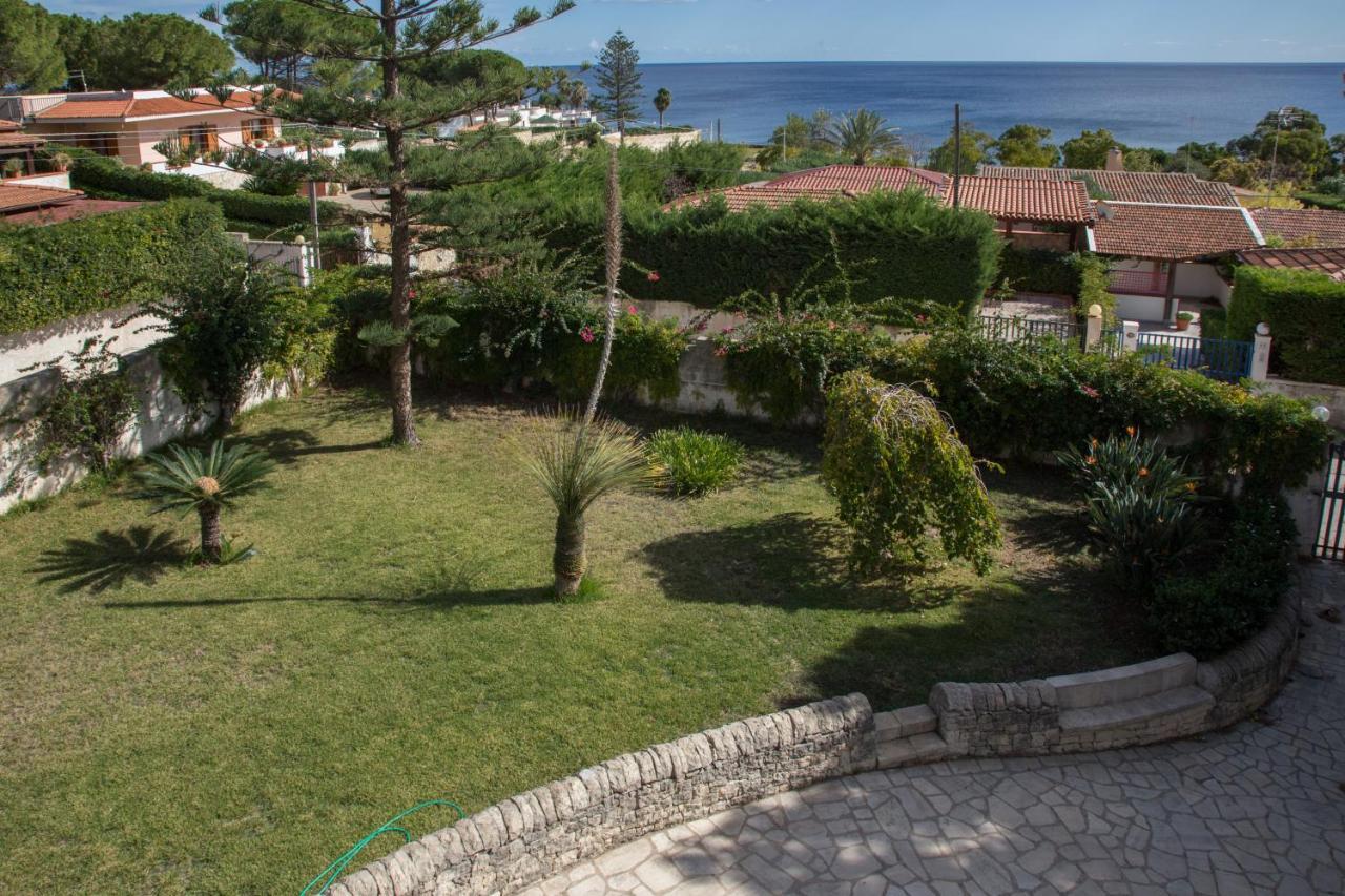 Villa Vega Fontane Bianche Kültér fotó