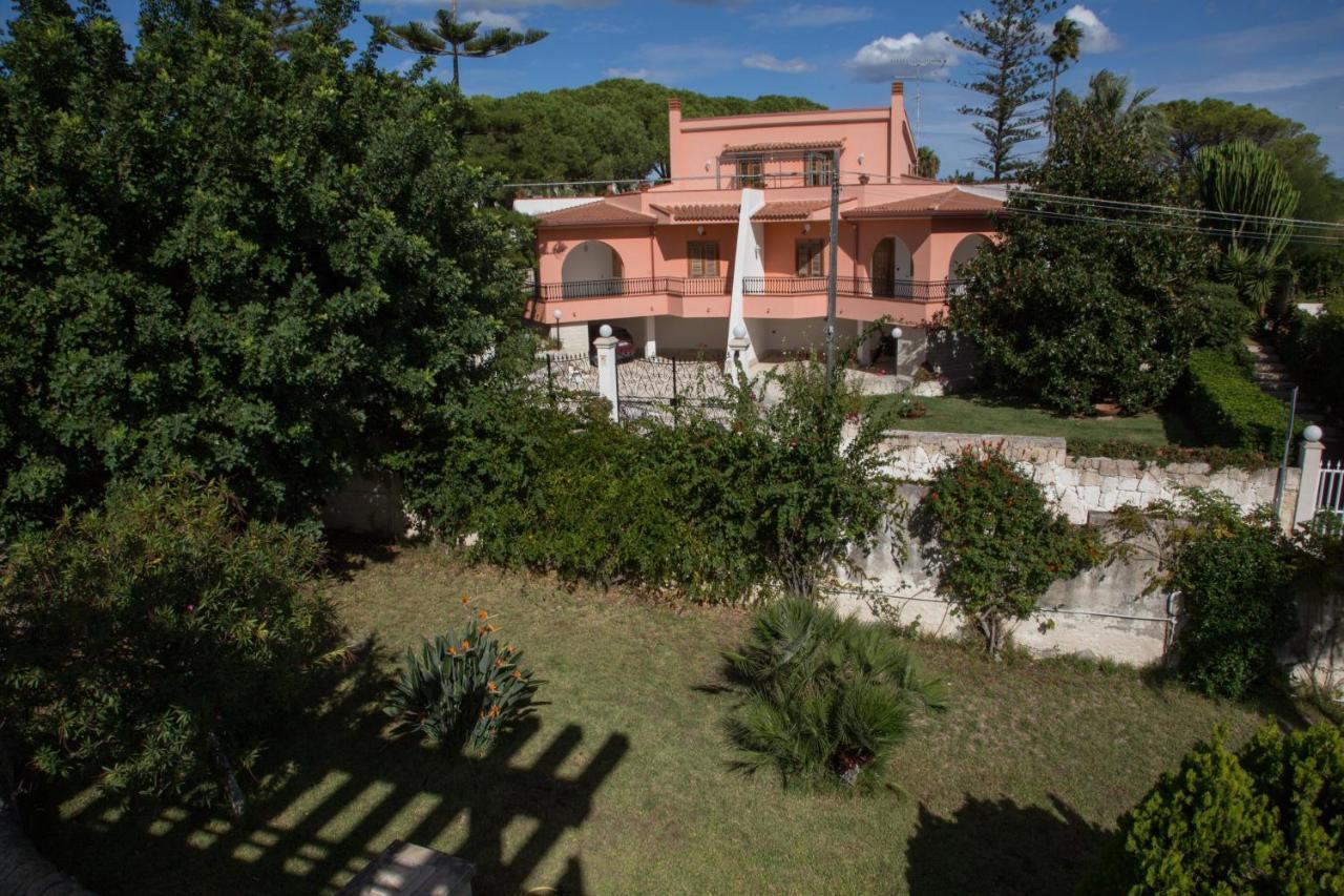 Villa Vega Fontane Bianche Kültér fotó